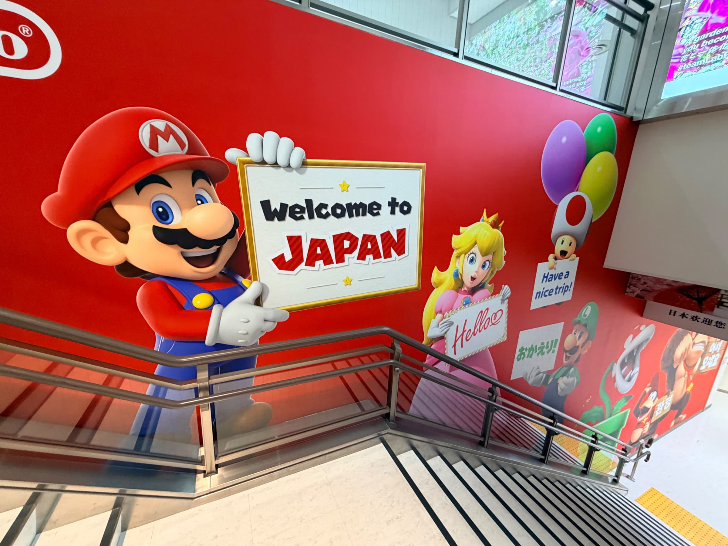 Narita airport’s welcoming party