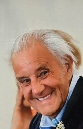Kenneth has passed on, our collective light has dimmed, rest in peace coxhead